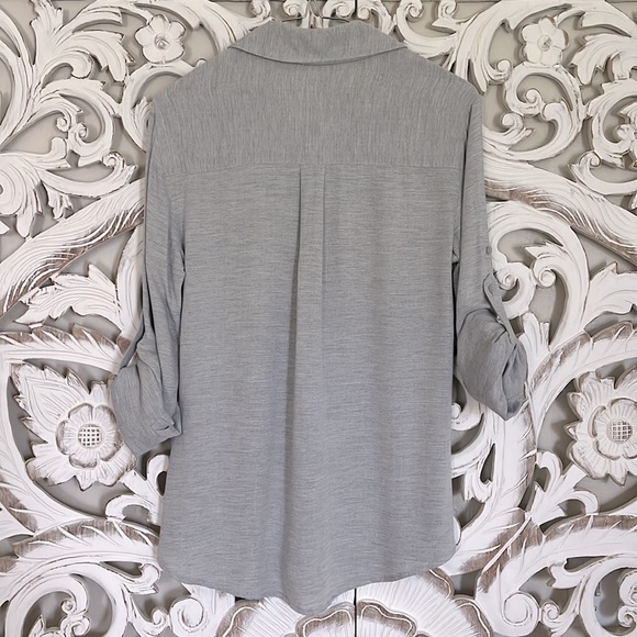 Express Gray Button-Down Top - Picture 5 of 7